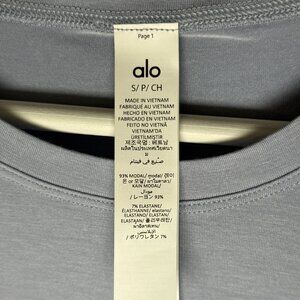Alo All Day Short Sleeve Winter Frost